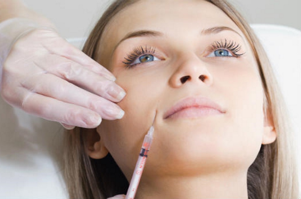 Контурная пластика лица